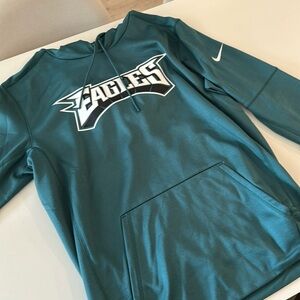 Men’s Nike Philadelphia eagles hoodie sweatshirt medium green